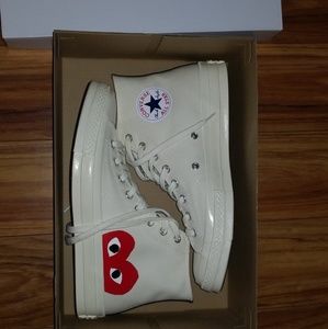 Comme de Garçons Converse
